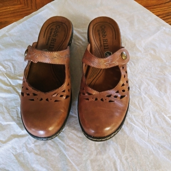 Cobb Hill by New Balance Slip On Sandals - Picture 2 of 9